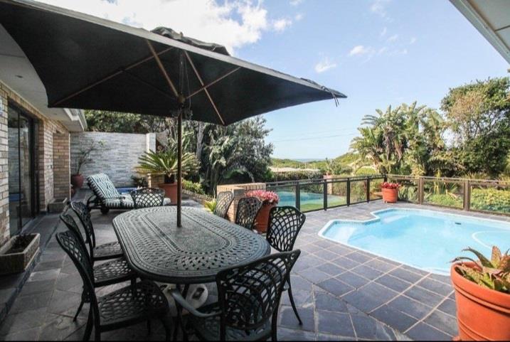 4 Bedroom Property for Sale in Bluewater Bay Eastern Cape